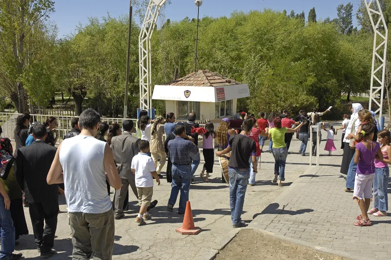 Yüksisu Pidinj Area — parque de lazer perto de Erzincan, Turquia